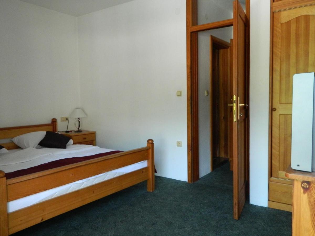 Motel Jelcic Чапліна Номер фото